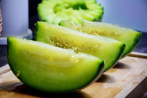 娱乐吃瓜感受,吃瓜群众的欢乐盛宴 第2张 娱乐吃瓜感受,吃瓜群众的欢乐盛宴 第2张